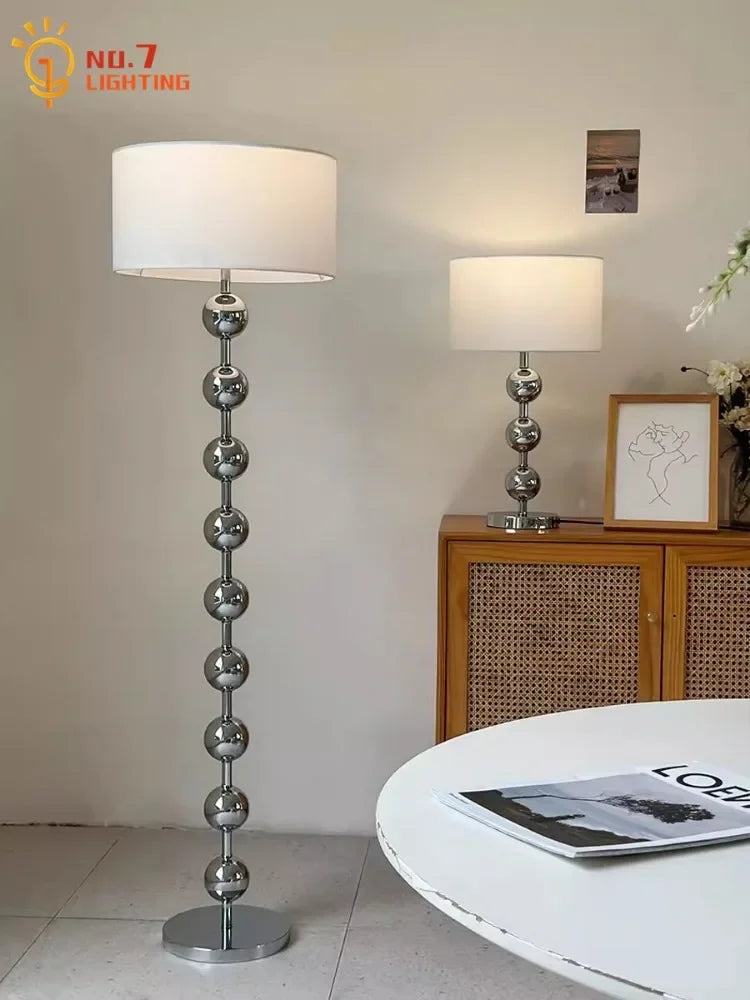 Nordic Bauhaus Gourd Table Lamp, E27 Bedside Decorative Iron Art Desk Light