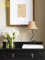 Retro Rattan Weaving Table Lamp LED E27 for Living Room Bedroom Décor.