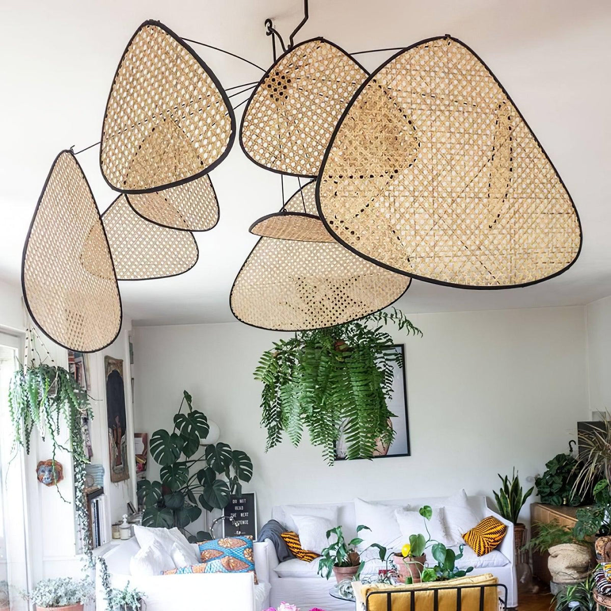 Screen Cannage Suspension