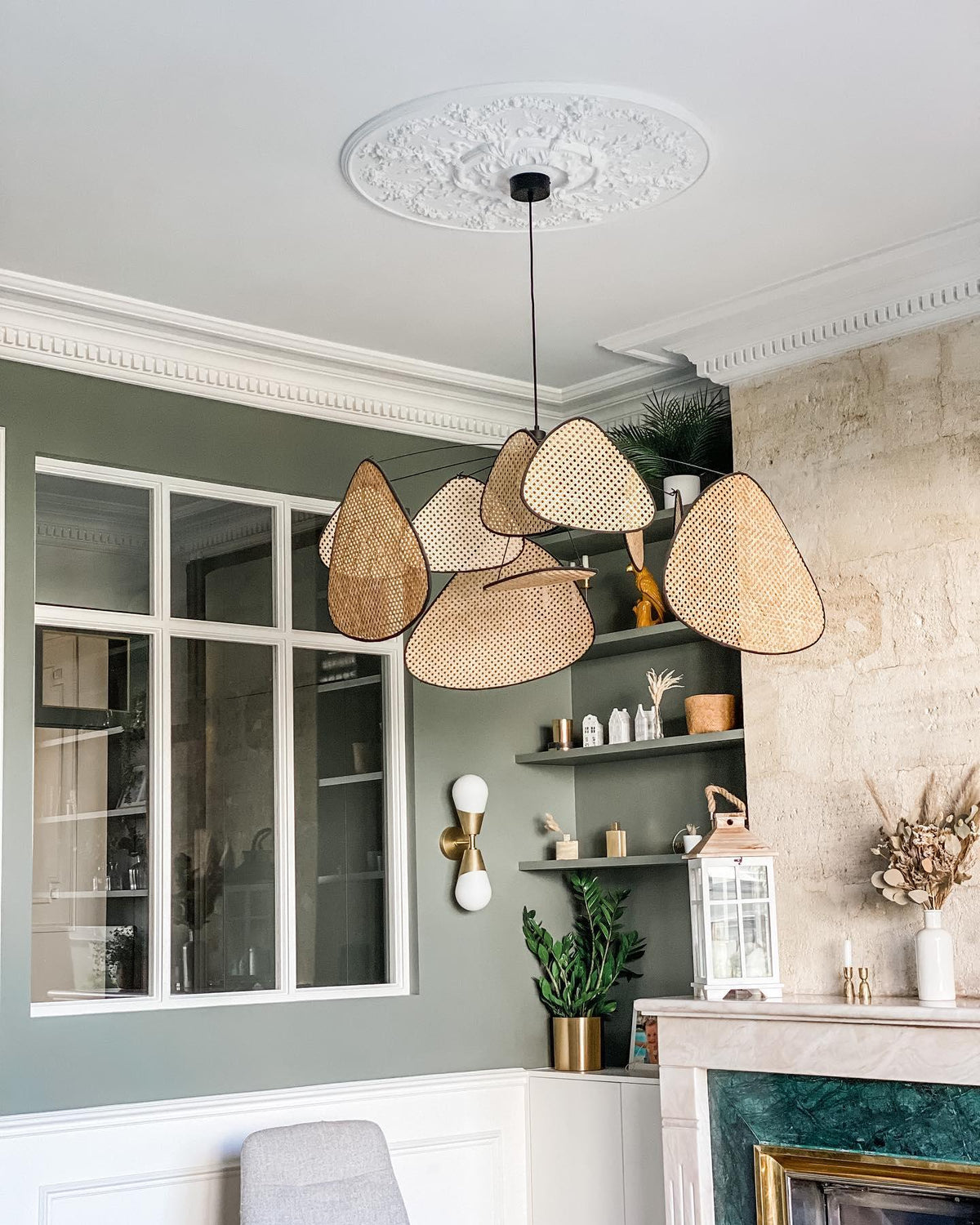 Screen Cannage Suspension