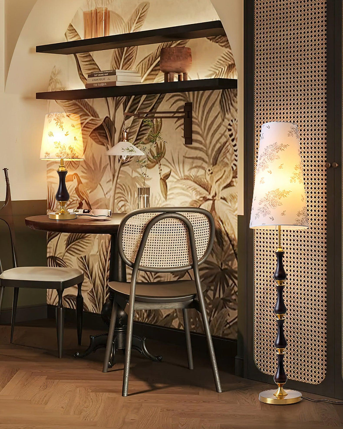 Seraphina Floor Lamp 13.8"