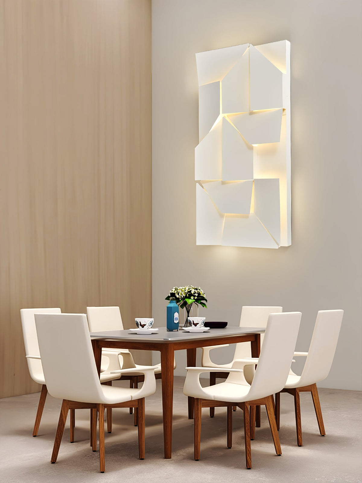 Shadows Grand Plug-in Sconce