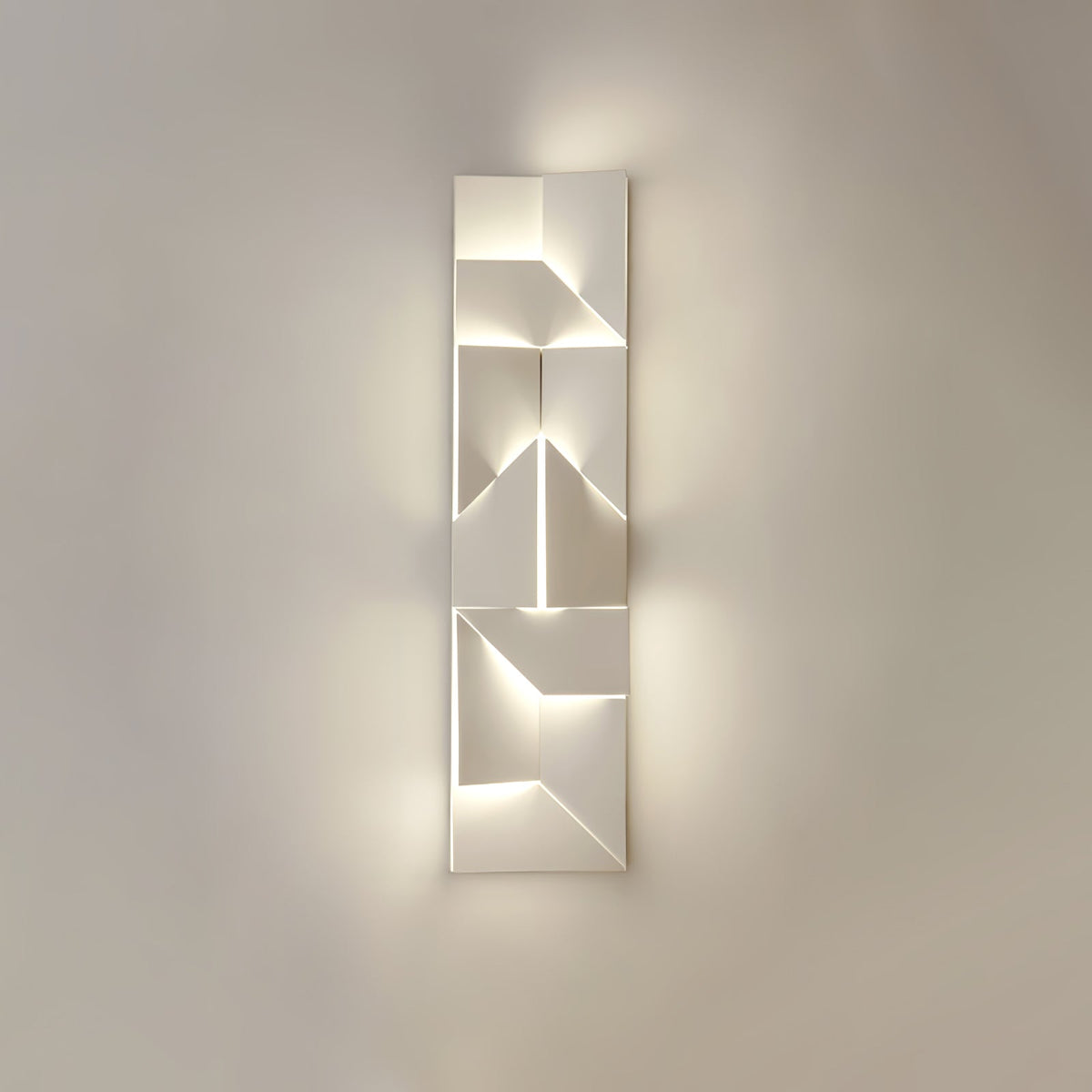 Shadows Grand Plug-in Sconce