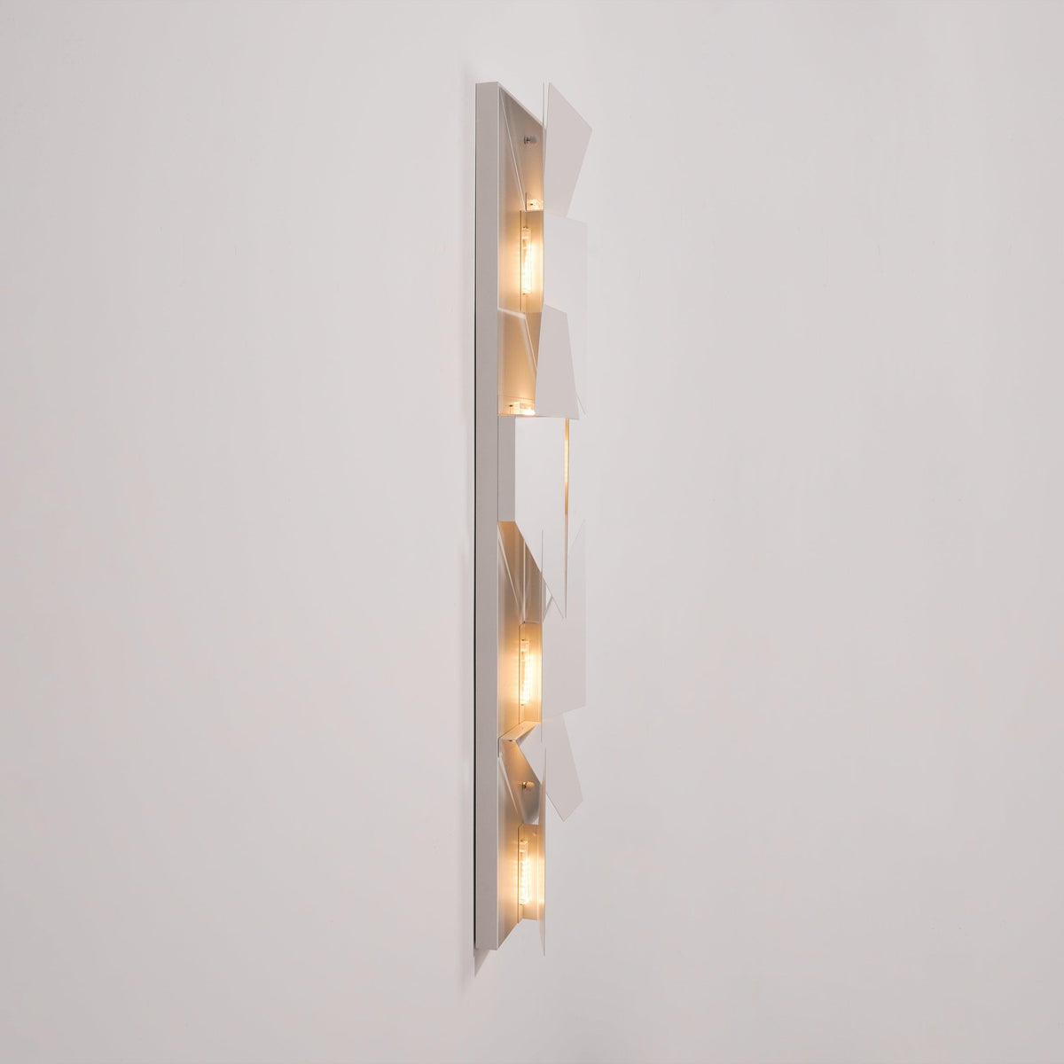 Shadows Grand Plug-in Sconce
