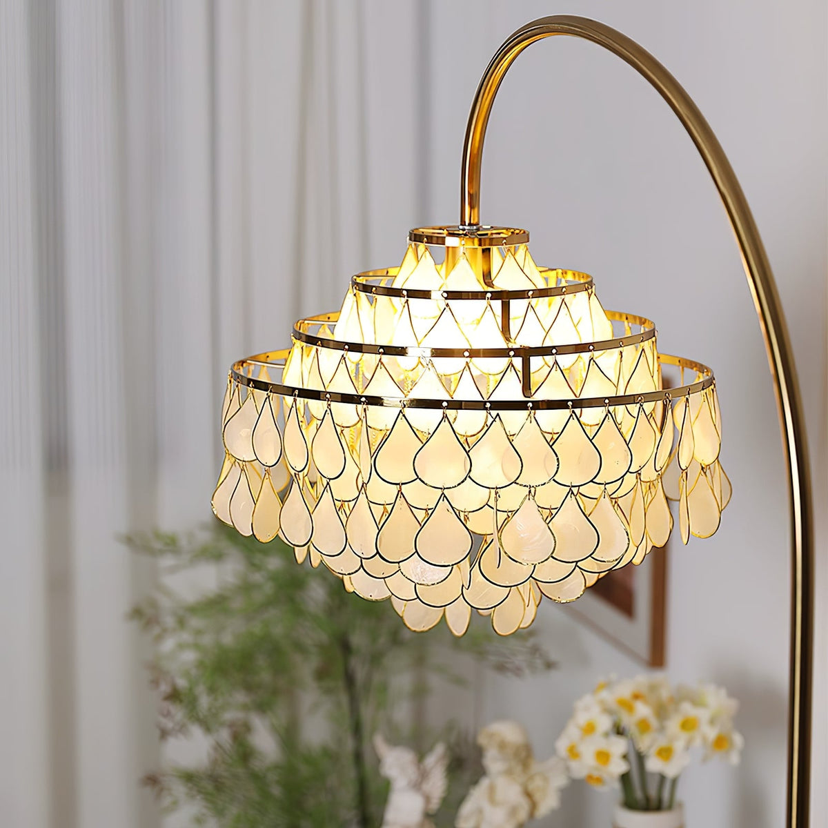 Shells Floor Lamp