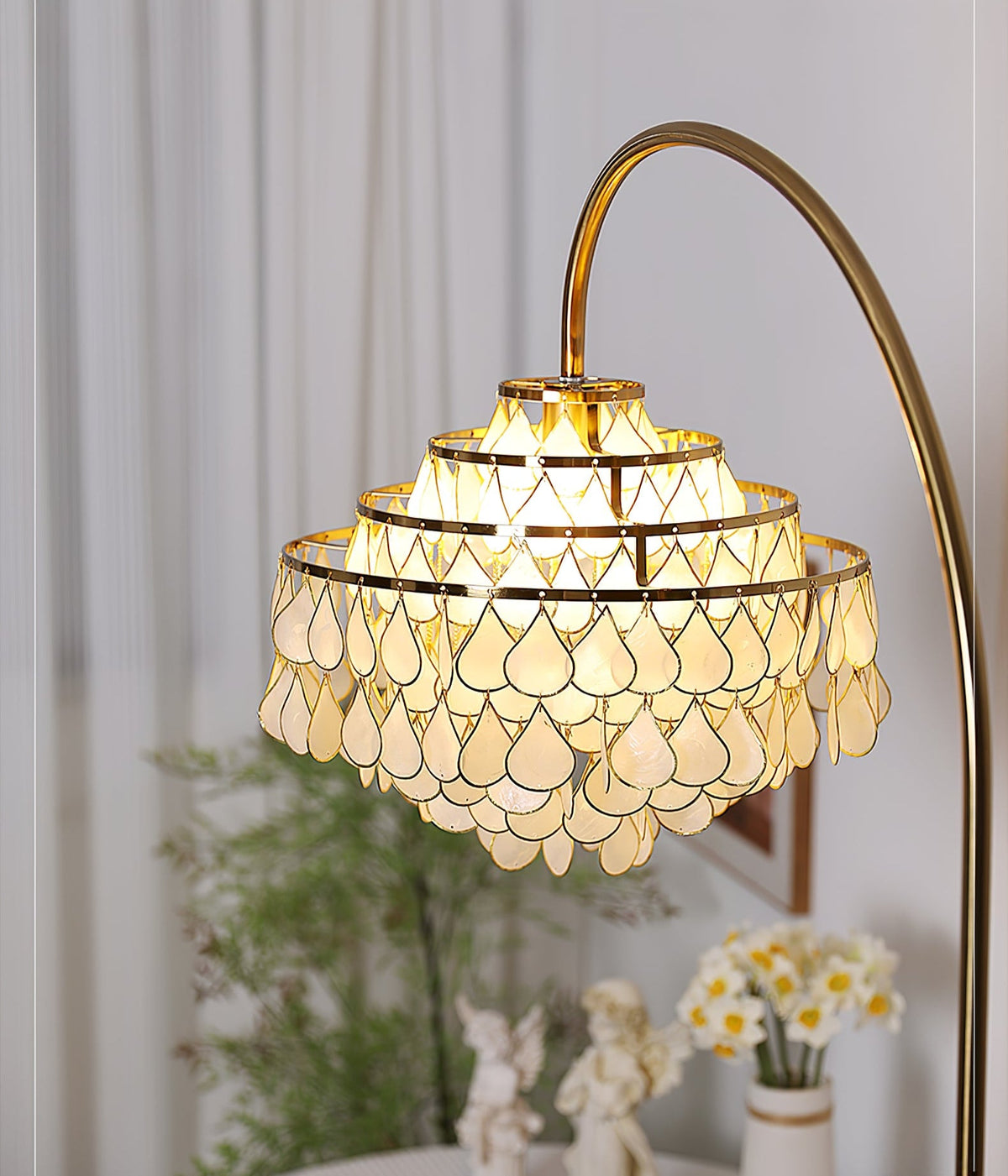 Shells Floor Lamp
