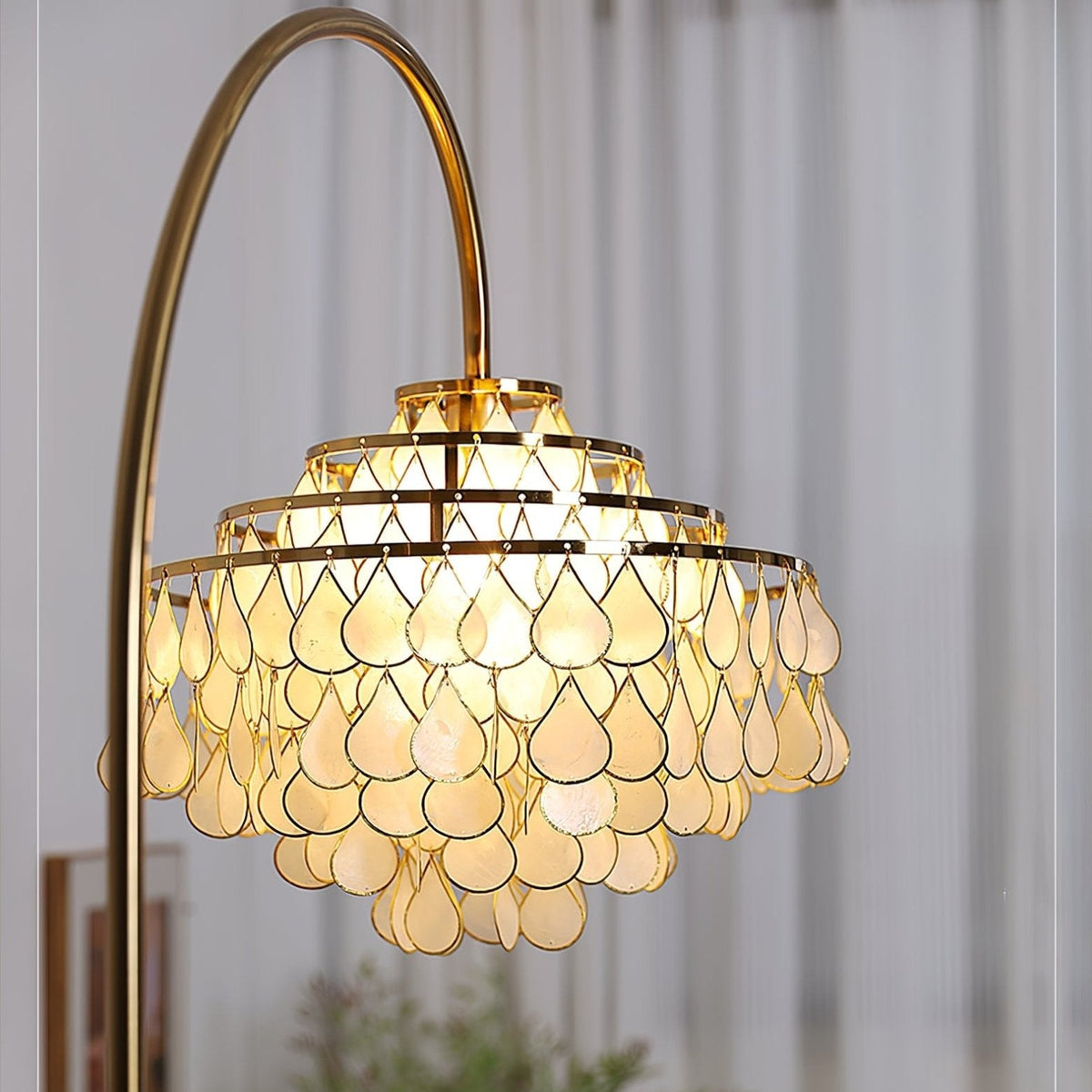 Shells Floor Lamp
