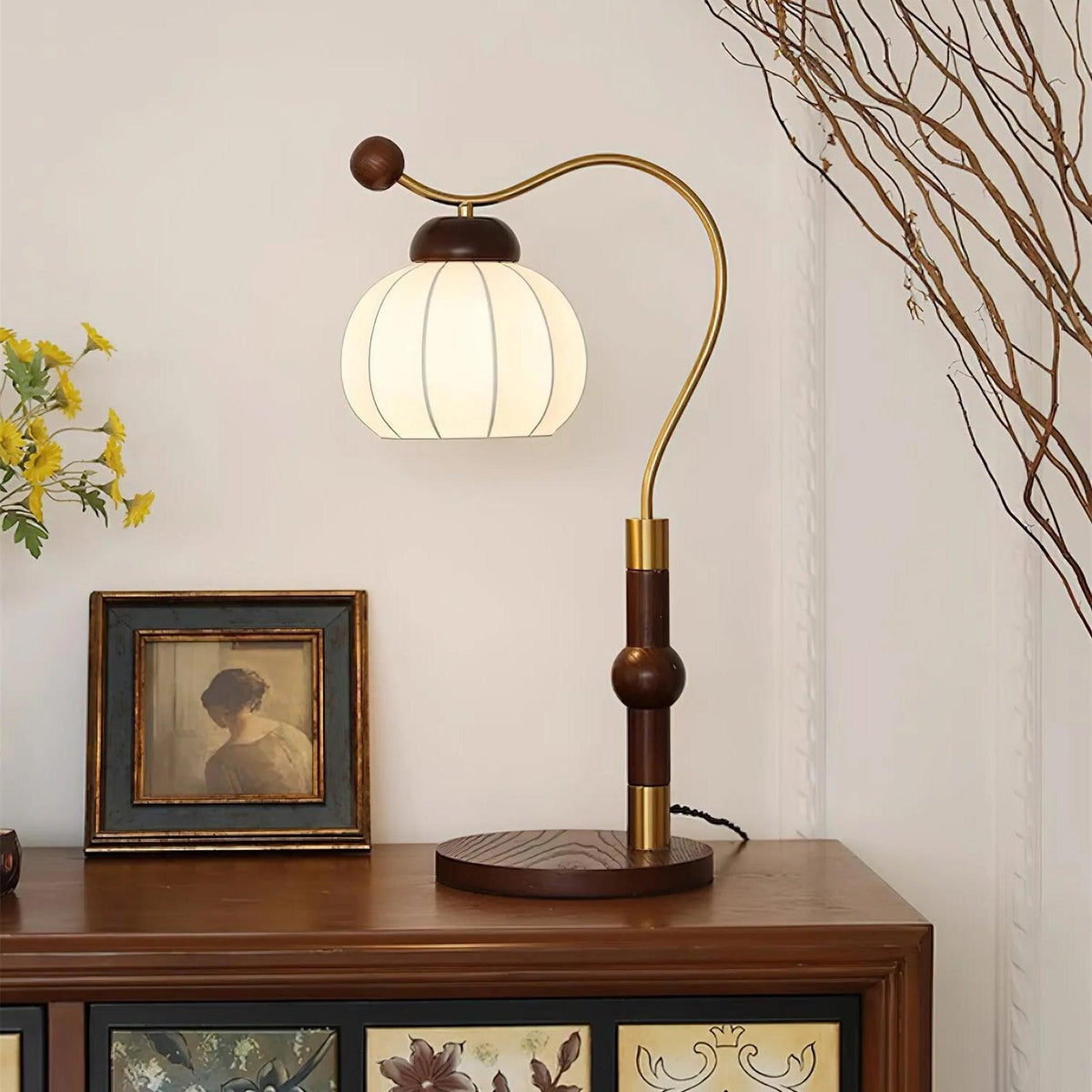 Silk Globe Table Lamp 7.9"