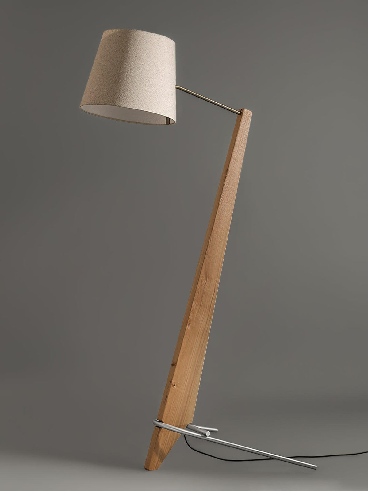 Silva Giant Floor Lamp 15.7"