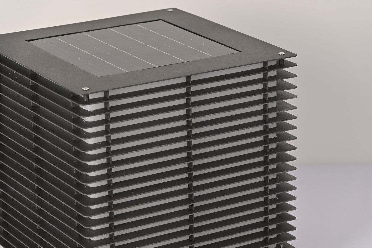 Solar Grid Outdoor Light