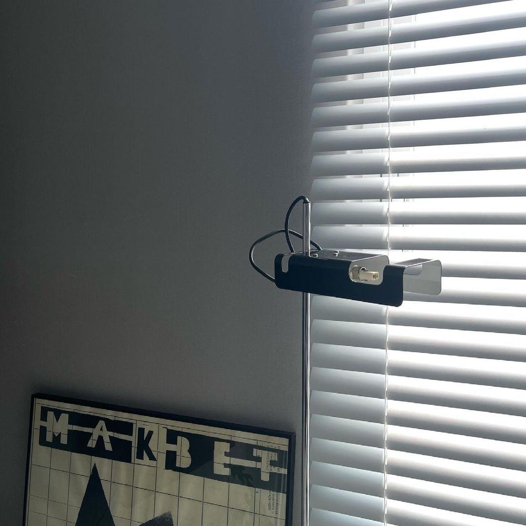 Spider Floor Lamp 9.1"