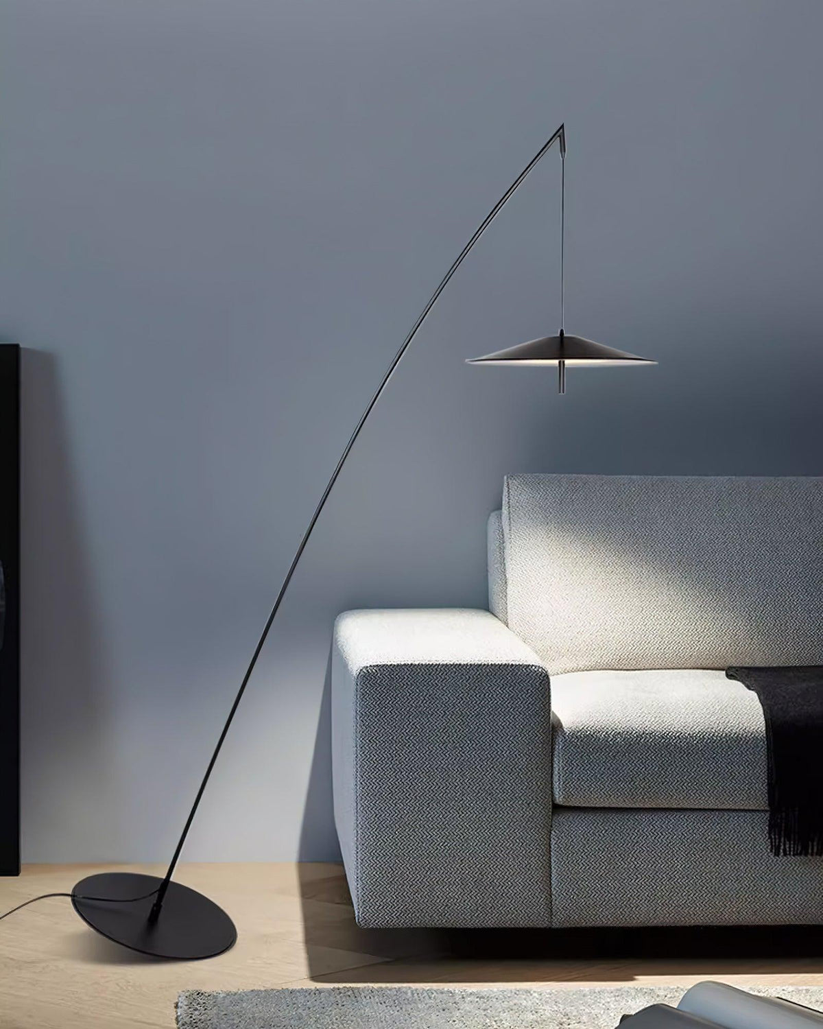 Steadfast Floor Lamp 19.7"