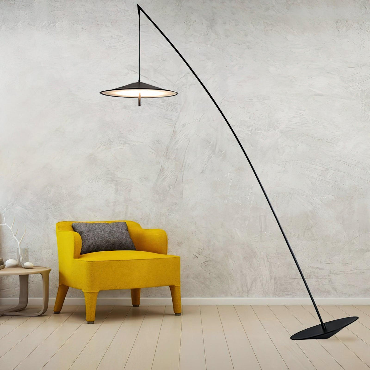 Steadfast Floor Lamp 19.7"