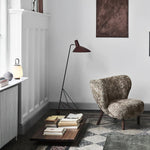 Svelte Noir Floor Lamp 28.3"