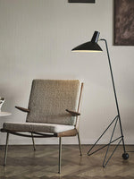 Svelte Noir Floor Lamp 28.3"