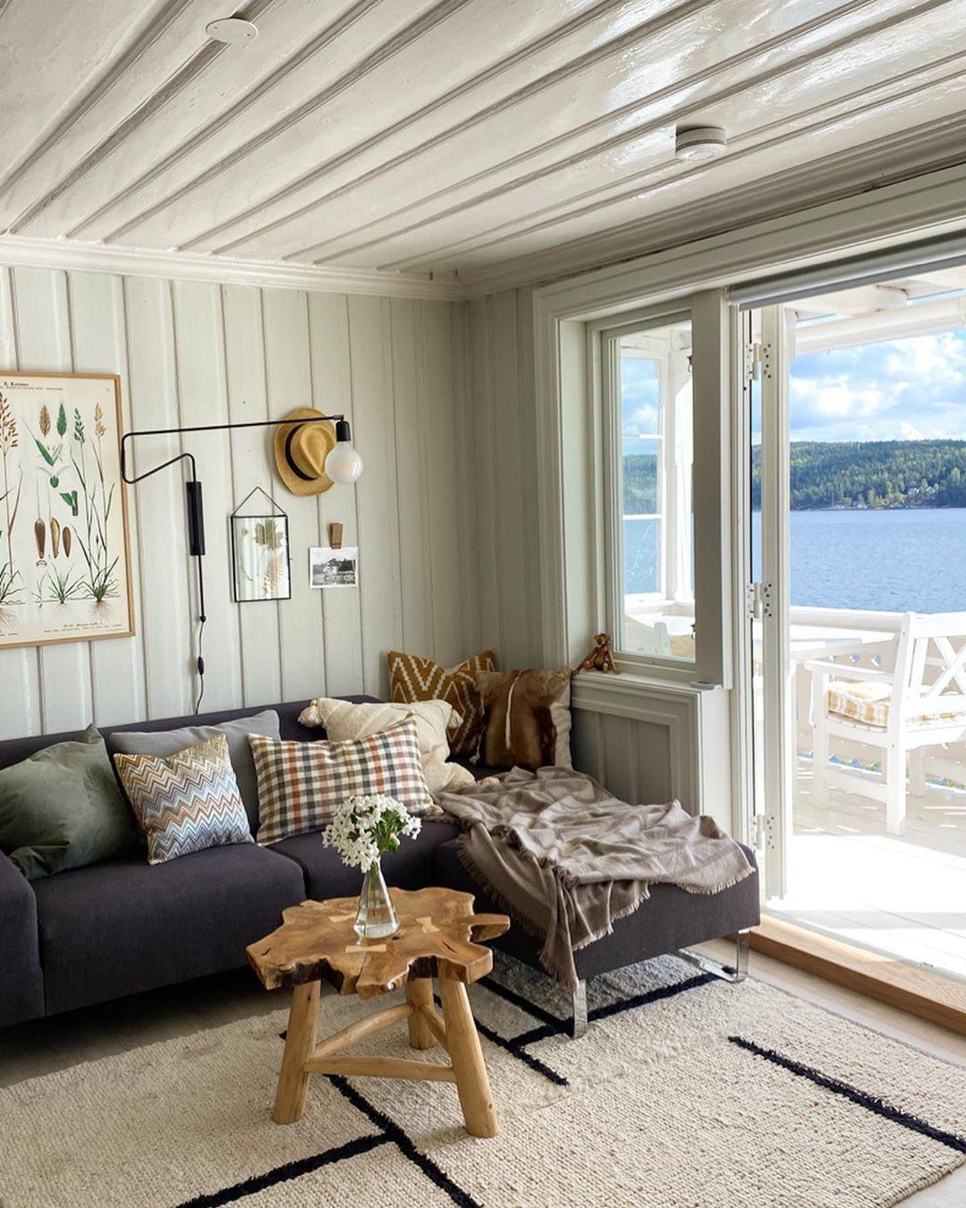 Swing Wall Lamp 27.6"