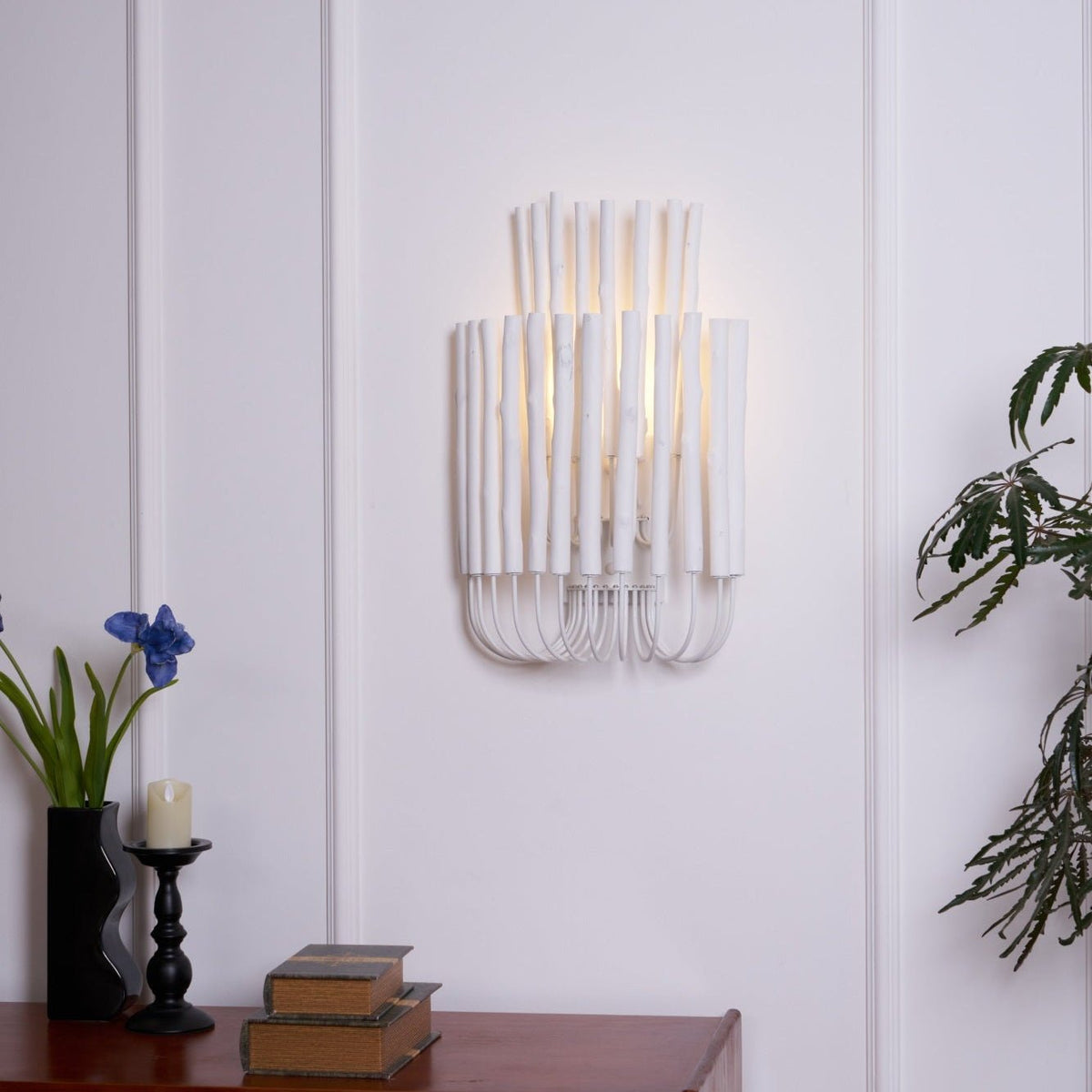 Swinton Wall Lamp