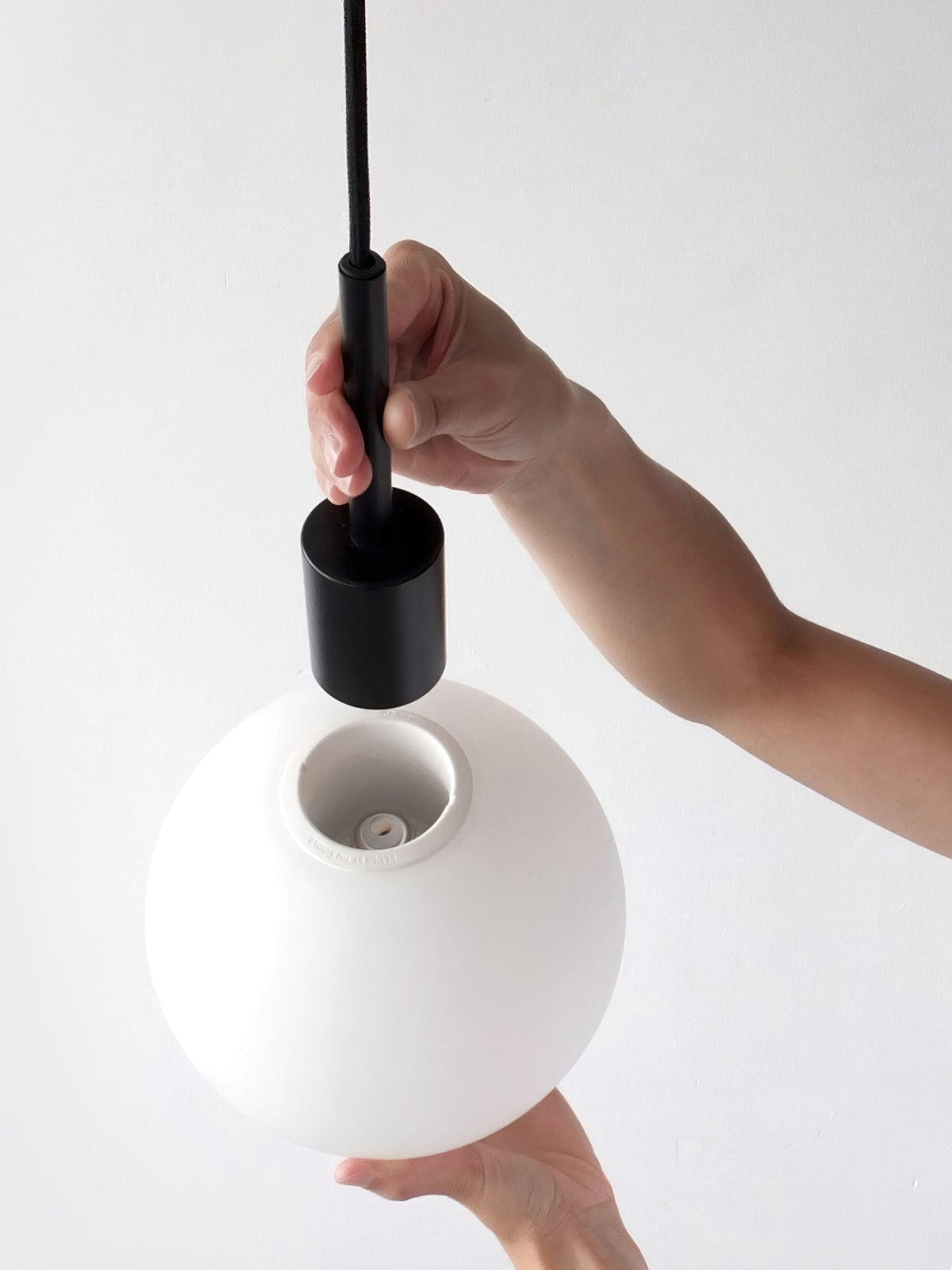 TR Bulb Pendant Light