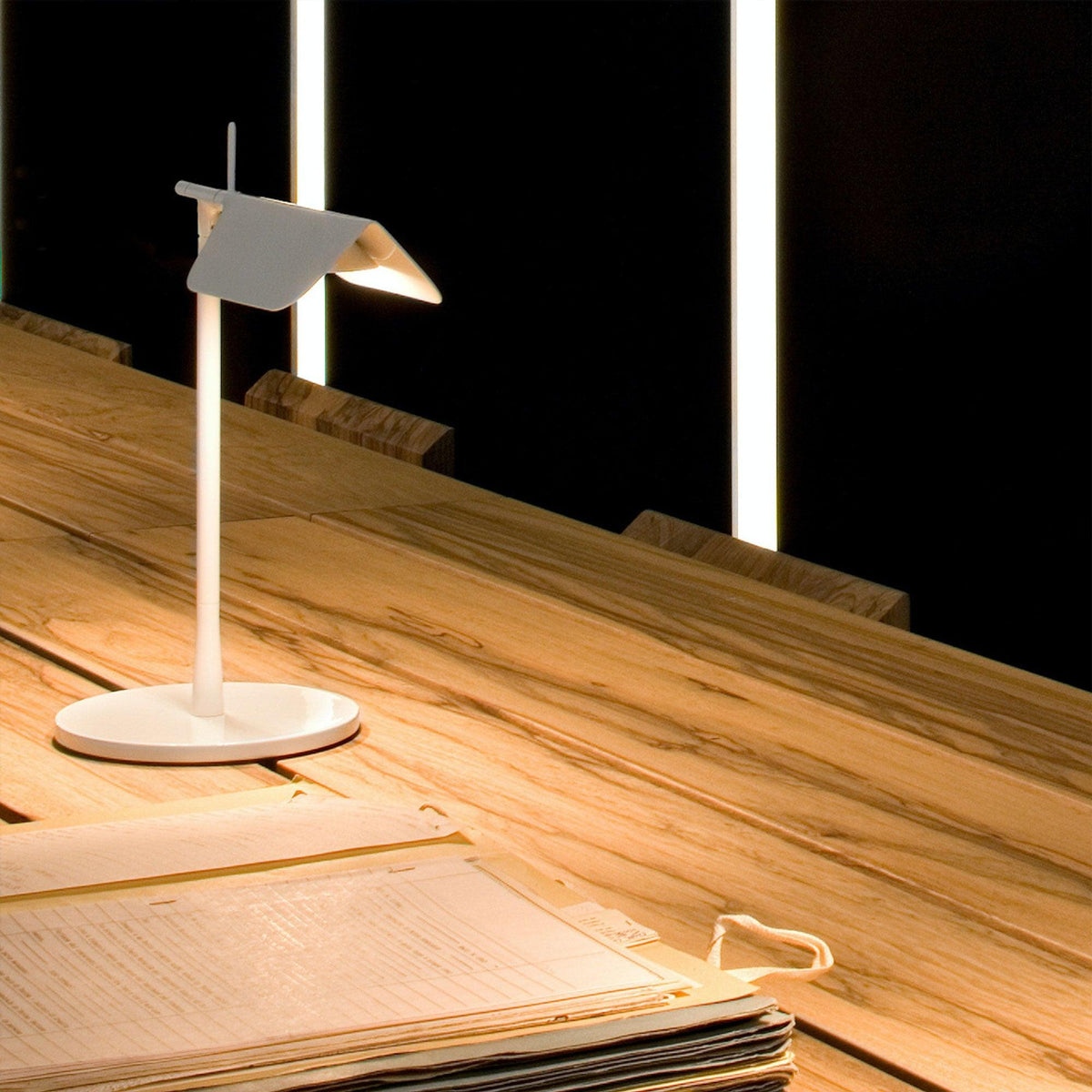 Span LED Table Lamp 10.4″