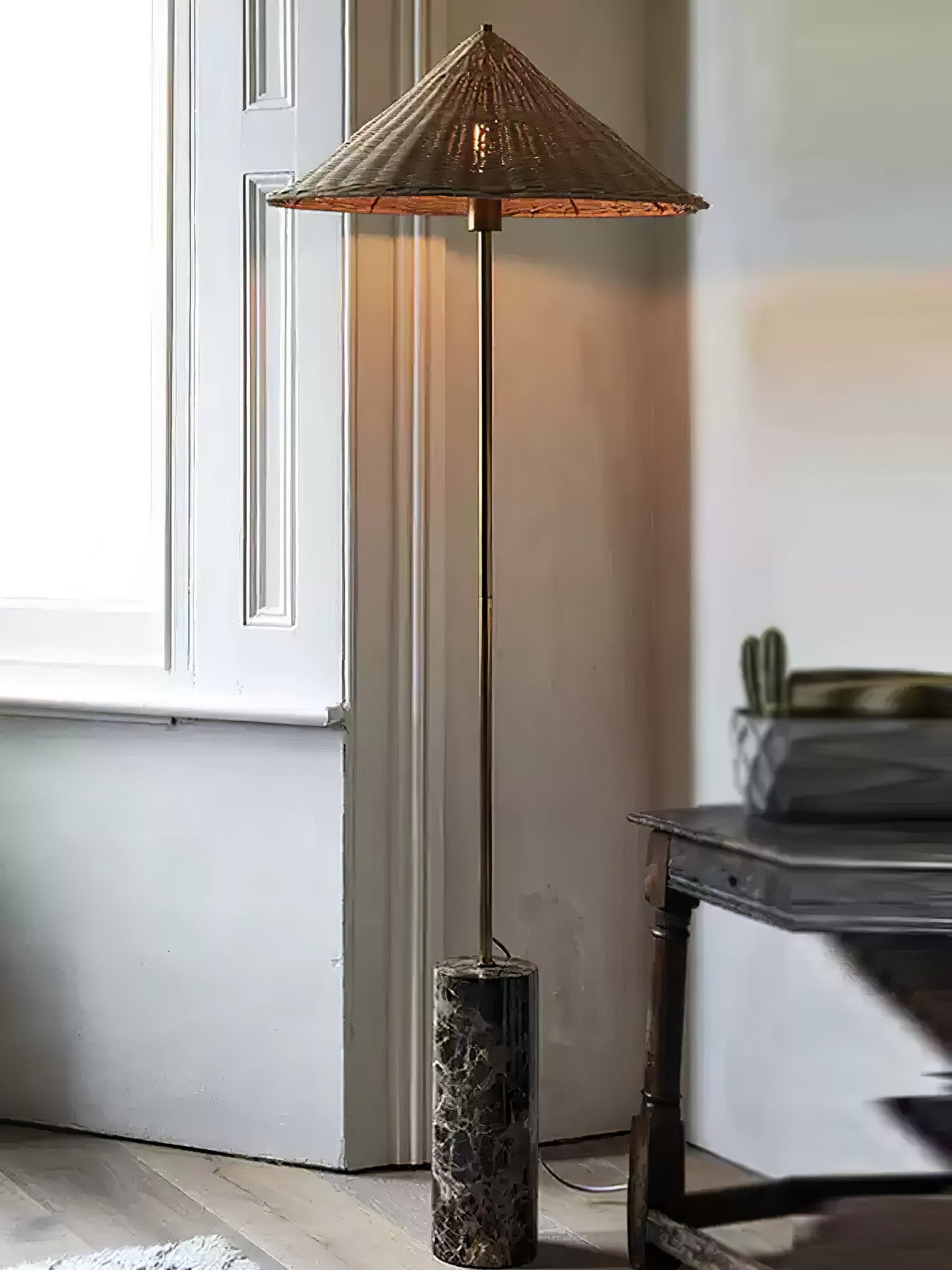 Tansu Floor Lamp