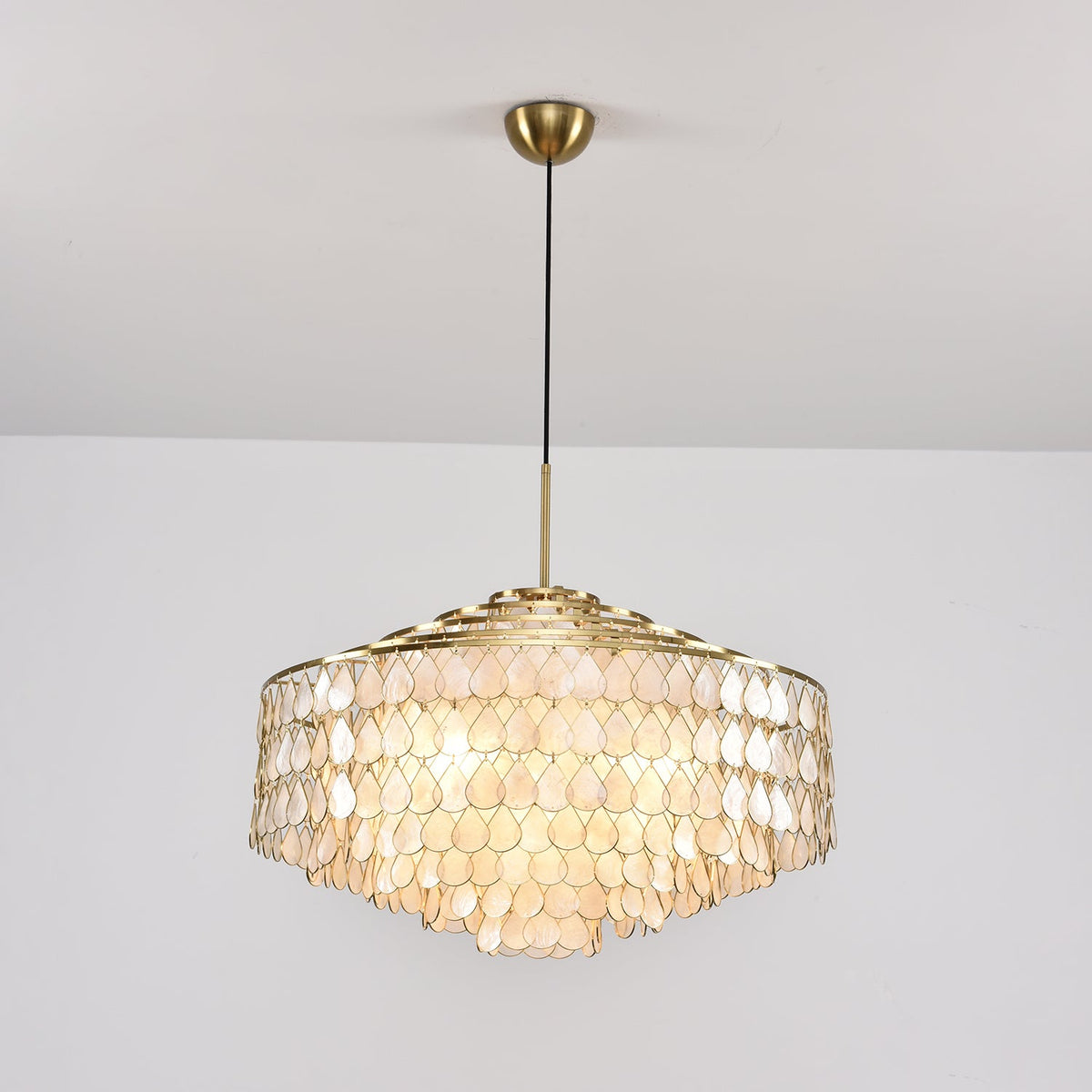 Teardrops Shell Chandelier