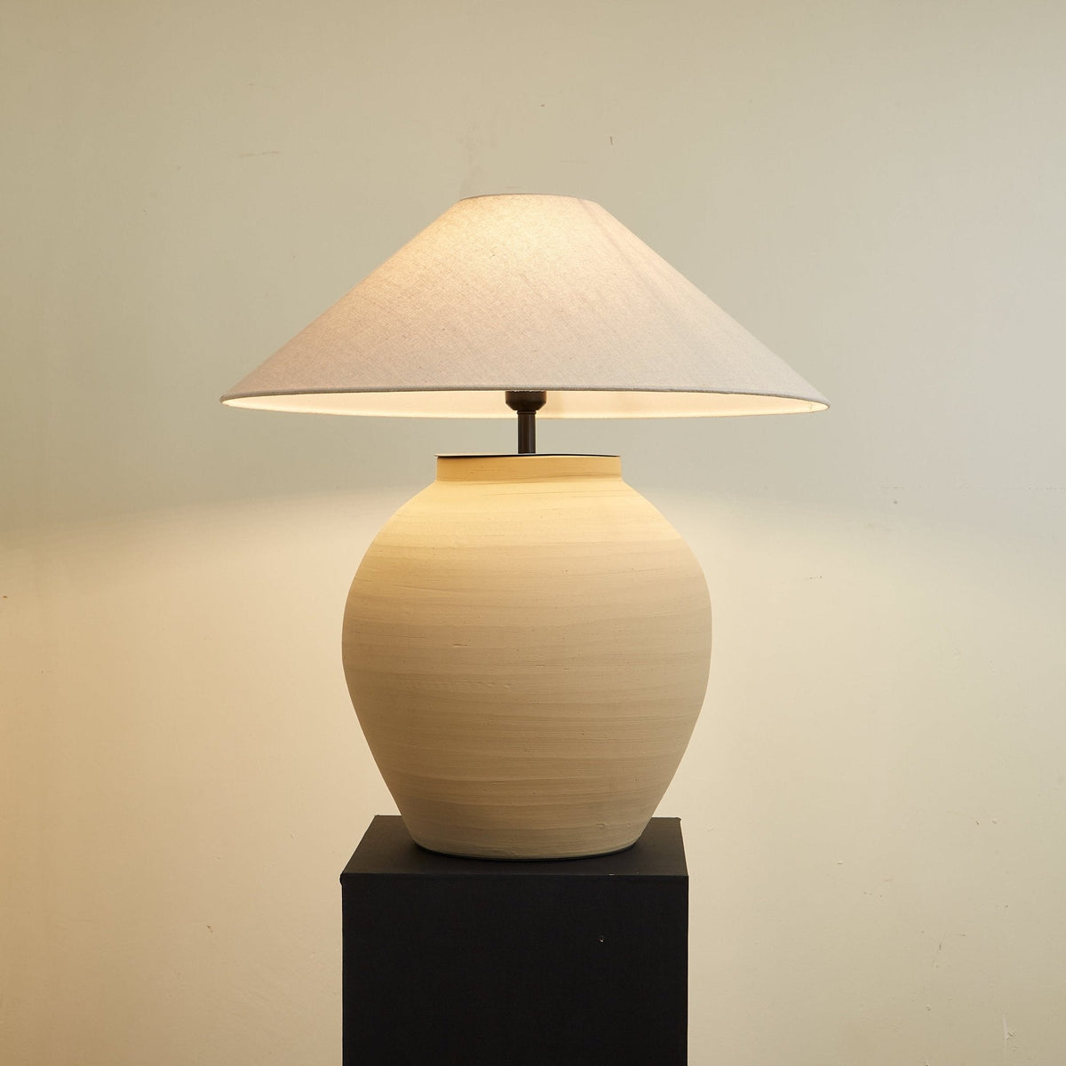 Tera Table Lamp
