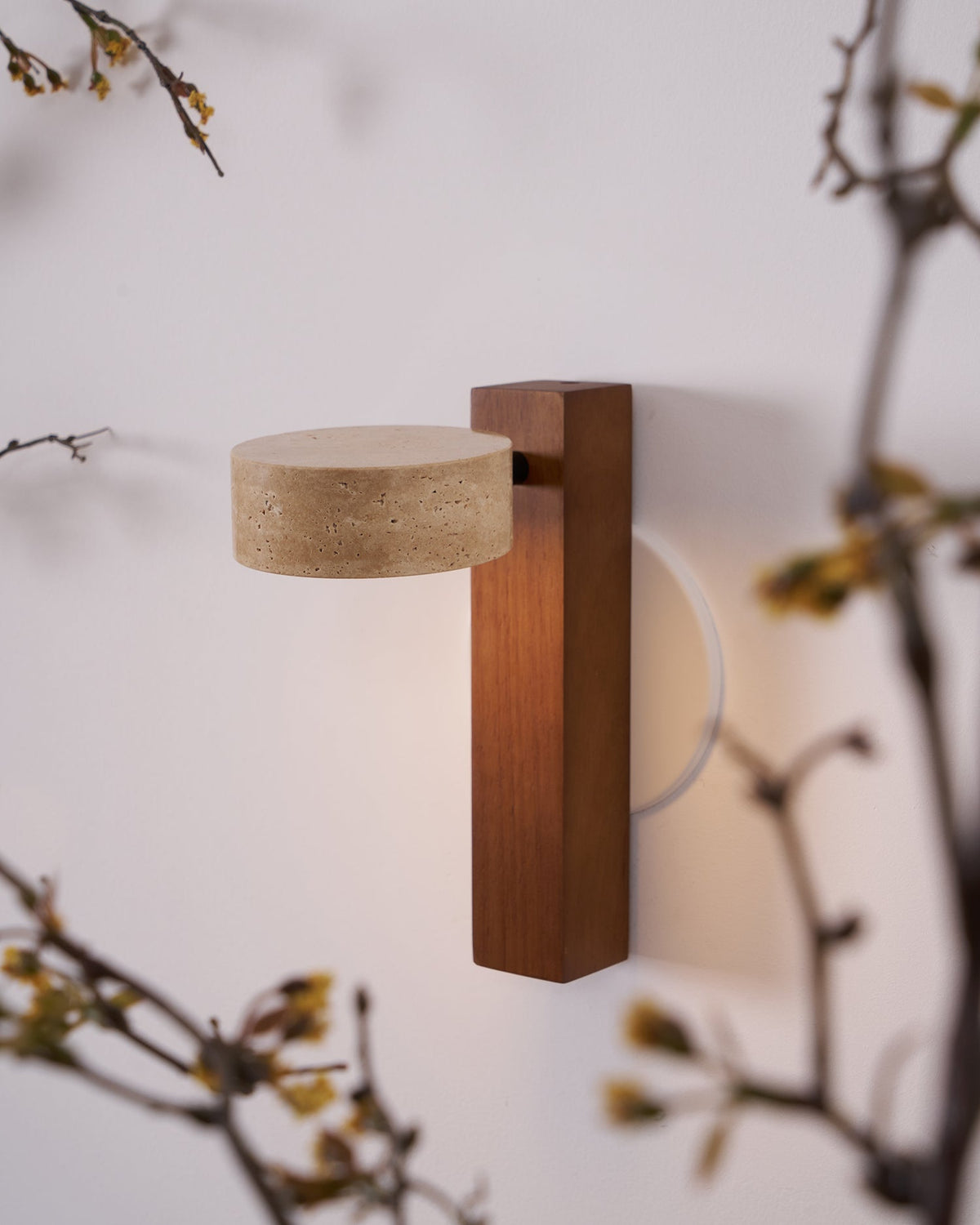 Grove Beam Wall Lamp