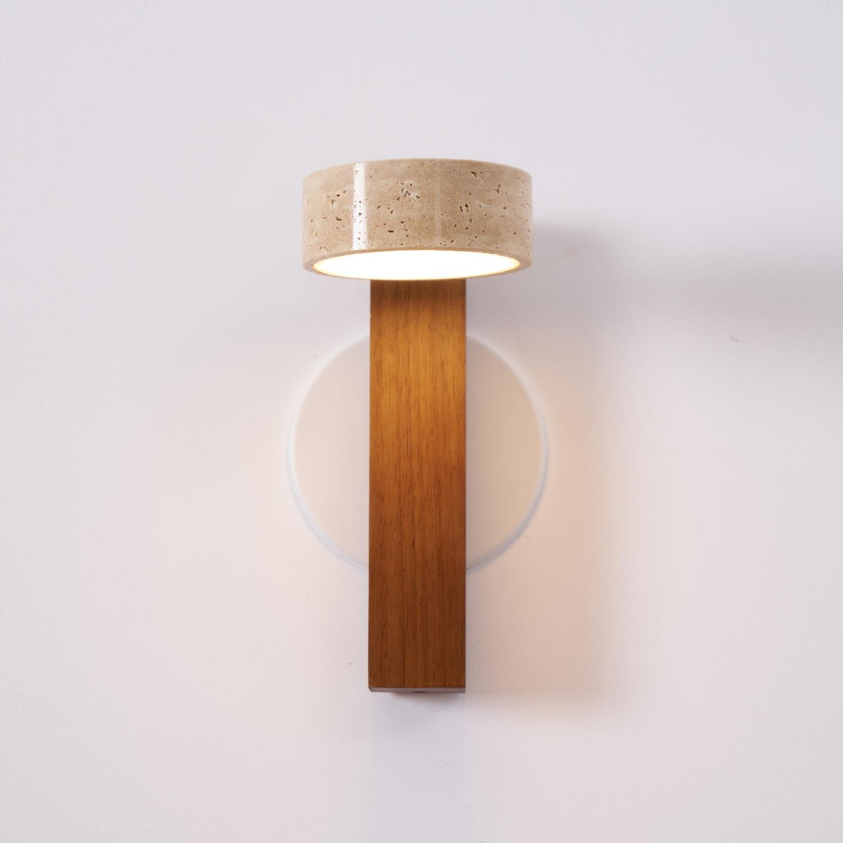 Grove Beam Wall Lamp
