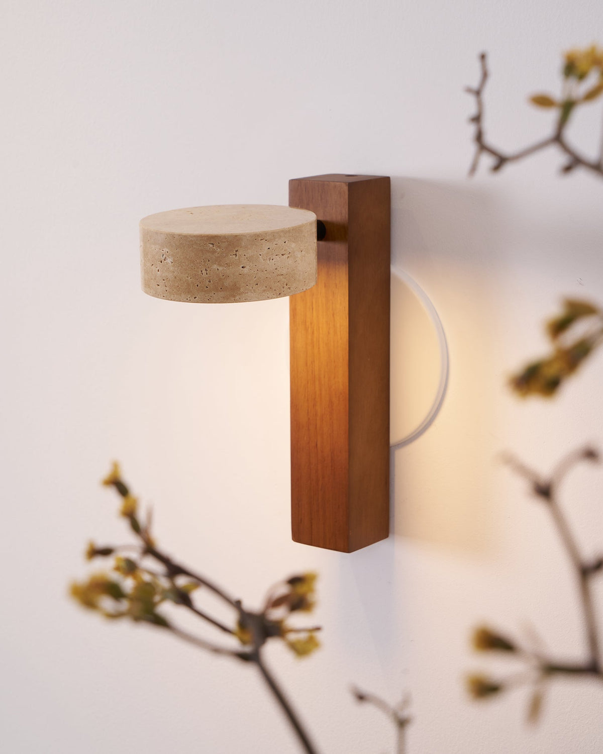 Grove Beam Wall Lamp