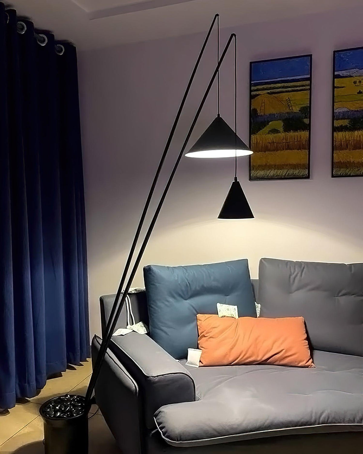 The Noir Arc Floor Lamp