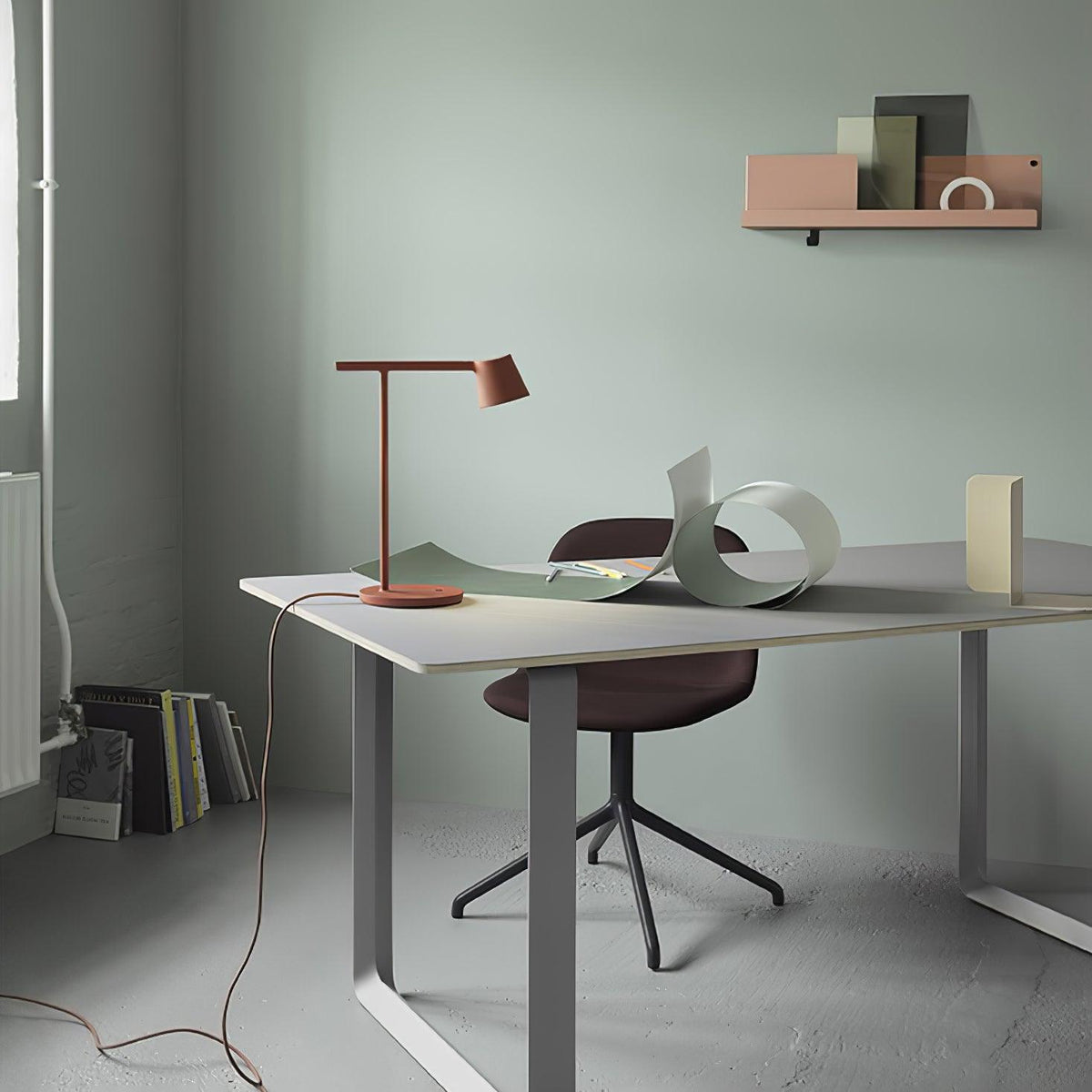 Tip Table Lamp 11.6"