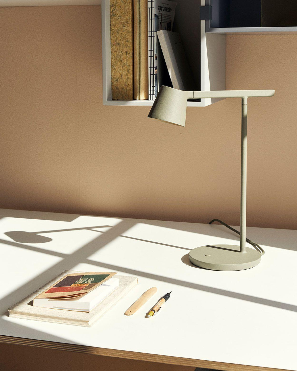 Tip Table Lamp 11.6"