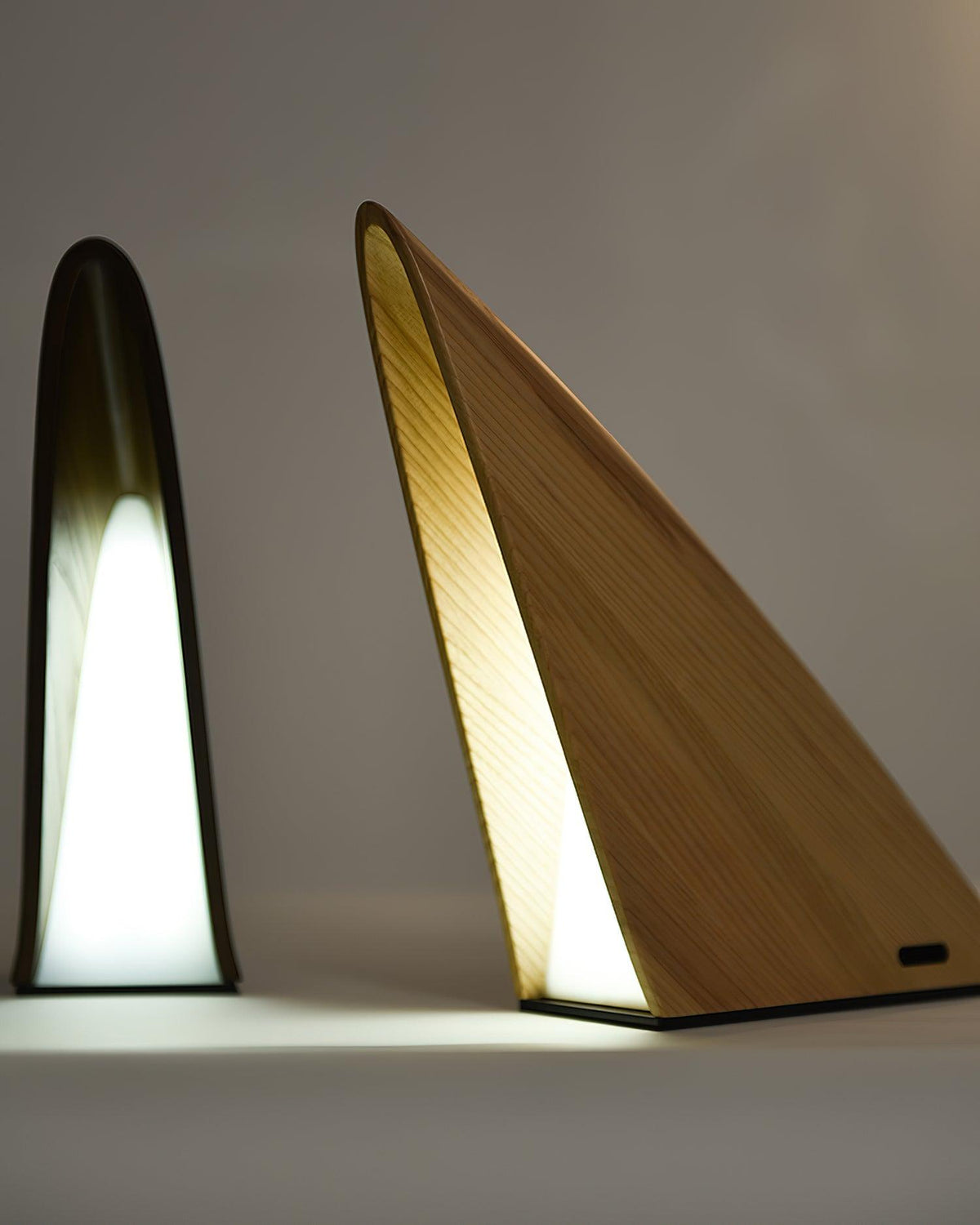 Triangular Table Lamp 9.4"