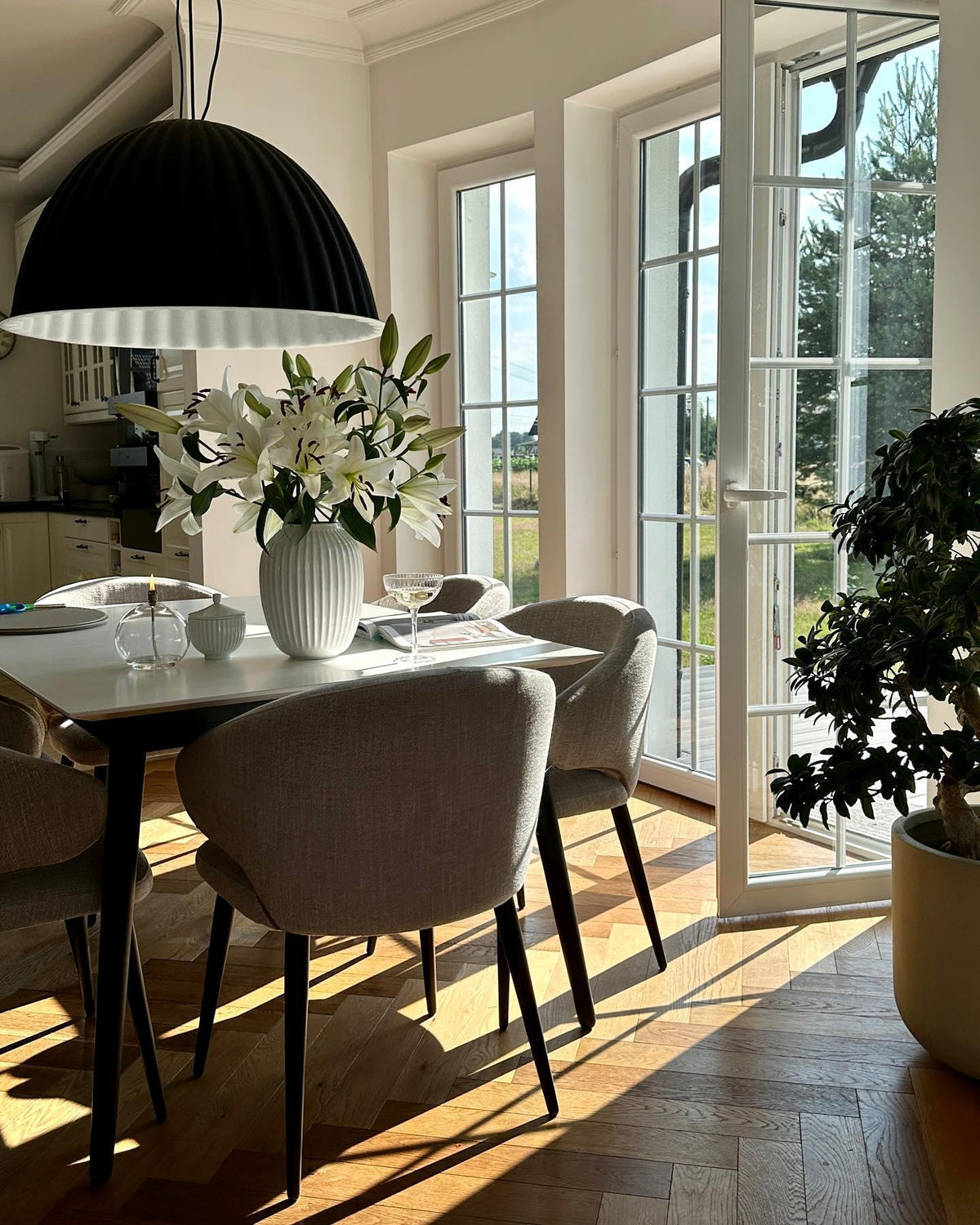 Under The Bell Pendant Lamp 21.7"