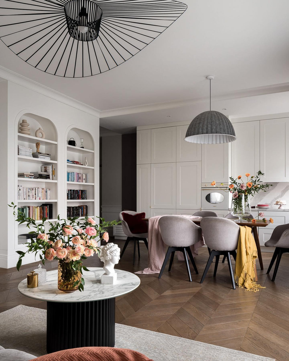 Under The Bell Pendant Lamp 21.7"