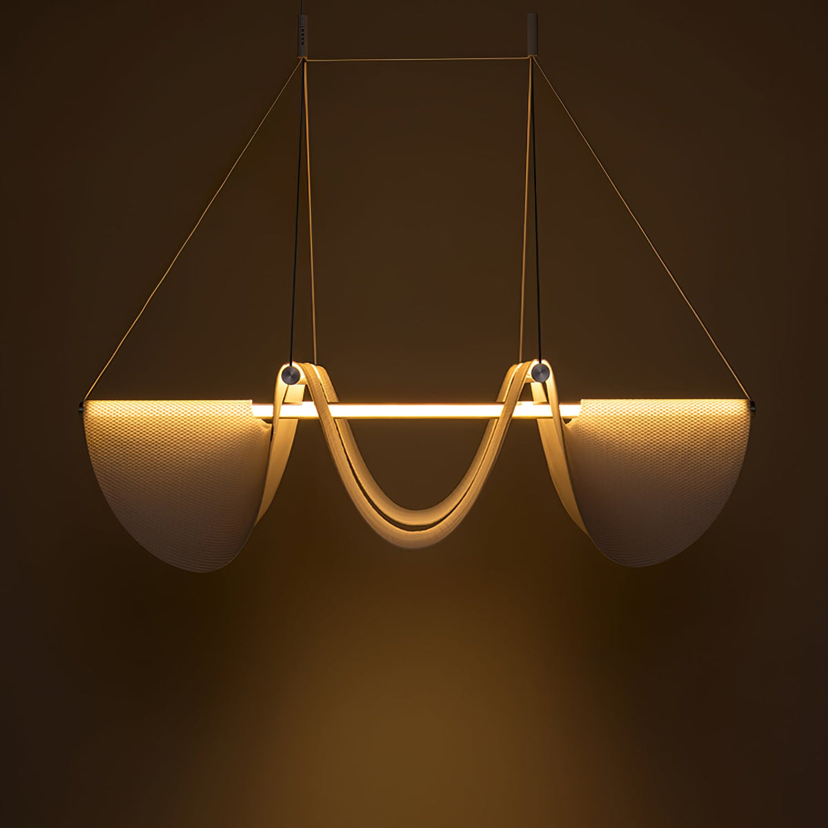 Vaelora Ribbon Pendant Lamp