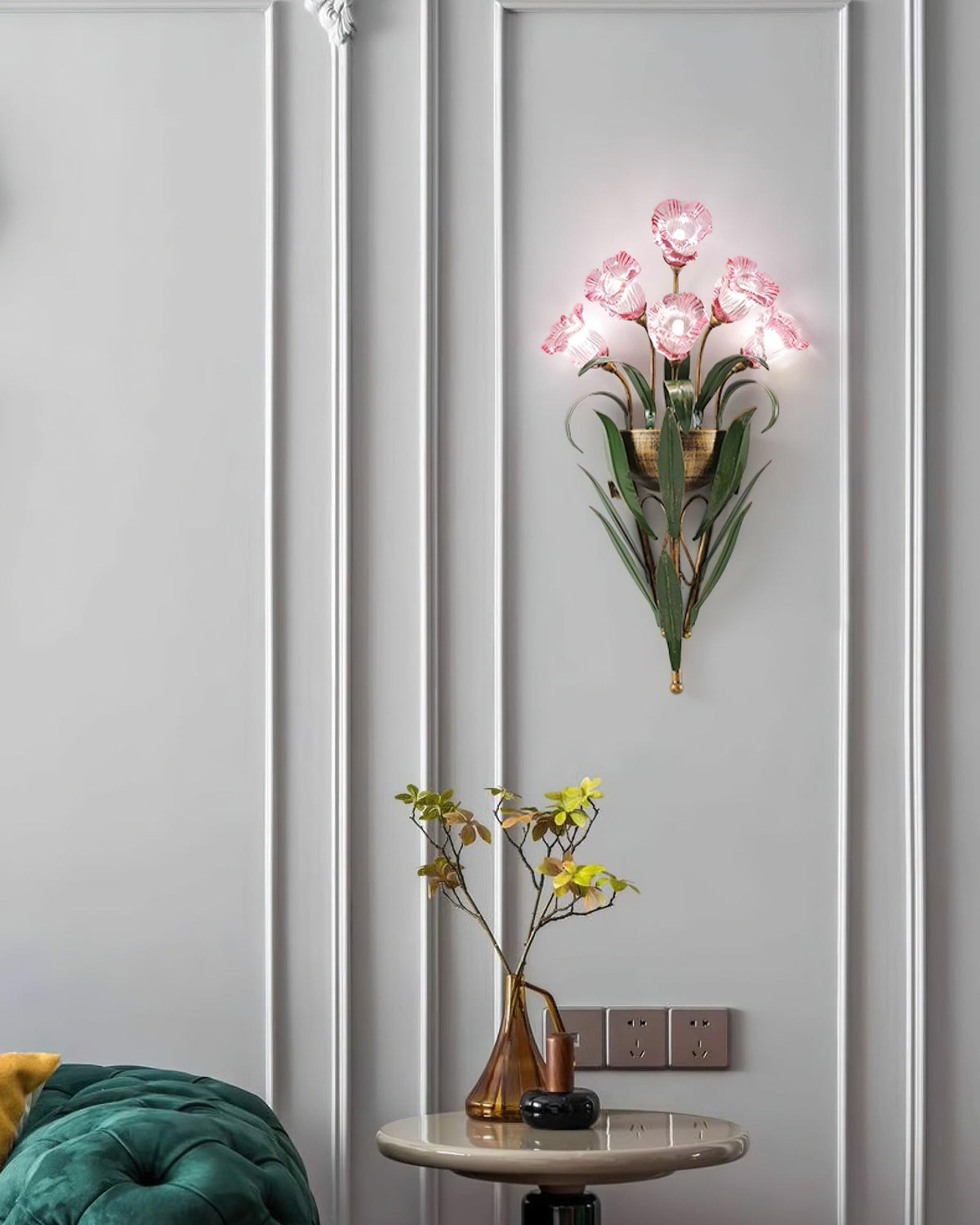 Verdant Blossom Wall Lamp