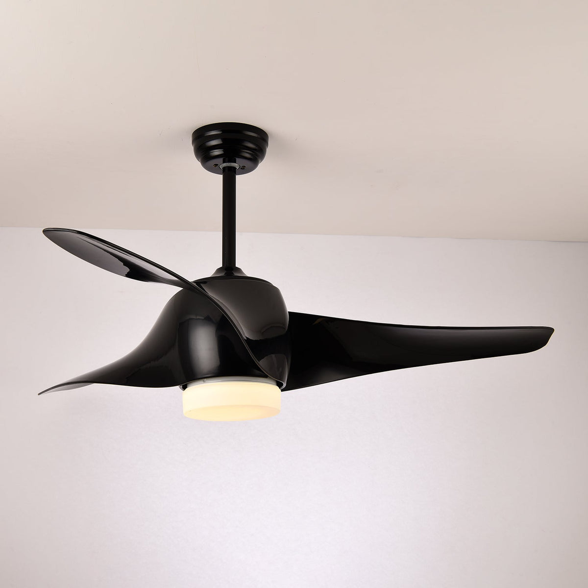 Verdantia Aero Ceiling Fan Light