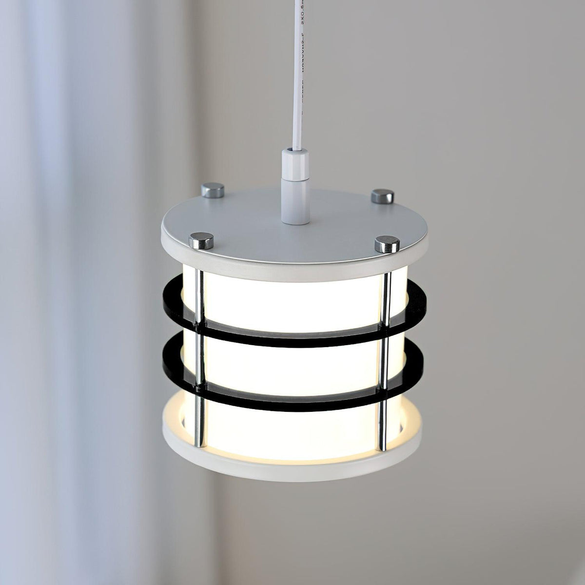 Voyager Pendant Light 3.9"