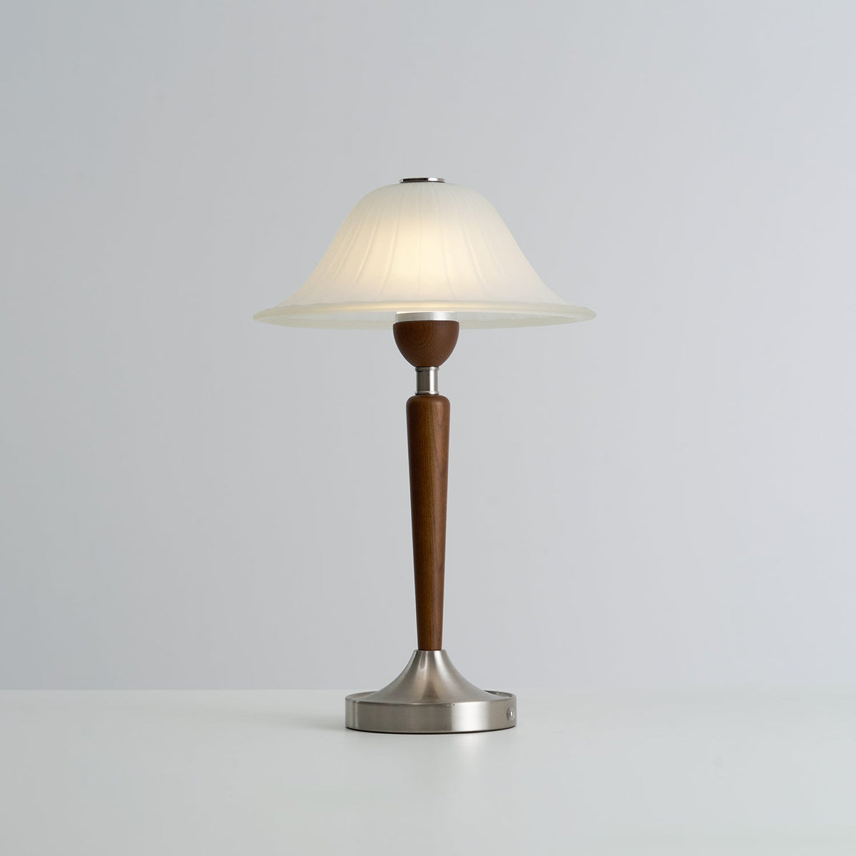 Winston Vintage Table Lamp