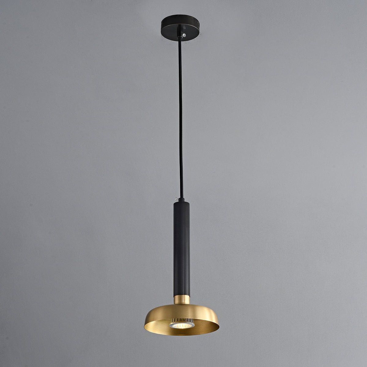 Zephyros Pendant Lamp