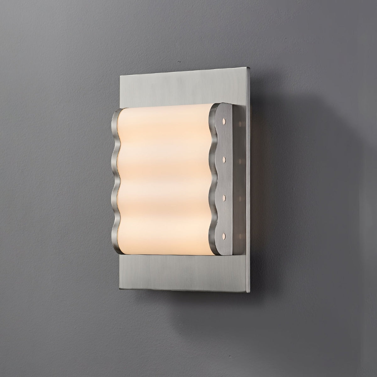 Wavelet Wall Lamp
