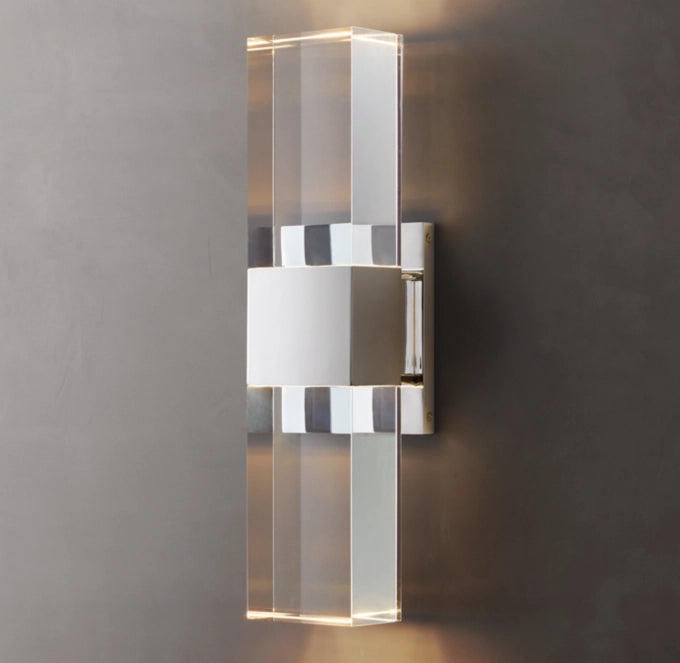 Serra Linear Sconce