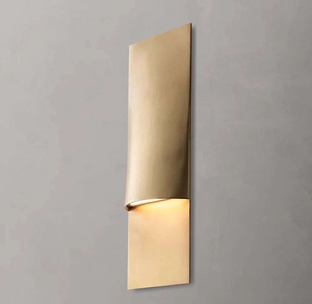Taza Vertical Rectangular Sconce