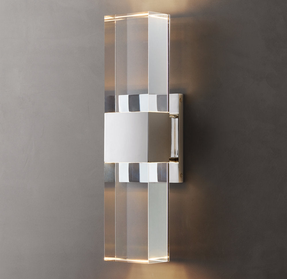 Serra Linear Sconce