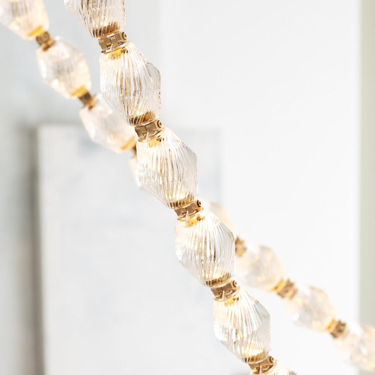 Collier Chandelier, LED, Natural Brass, 115.1"H (700CLR108NB-LED930R 70PGHHL)