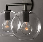 Utilitaire Globe Shade Double Sconce