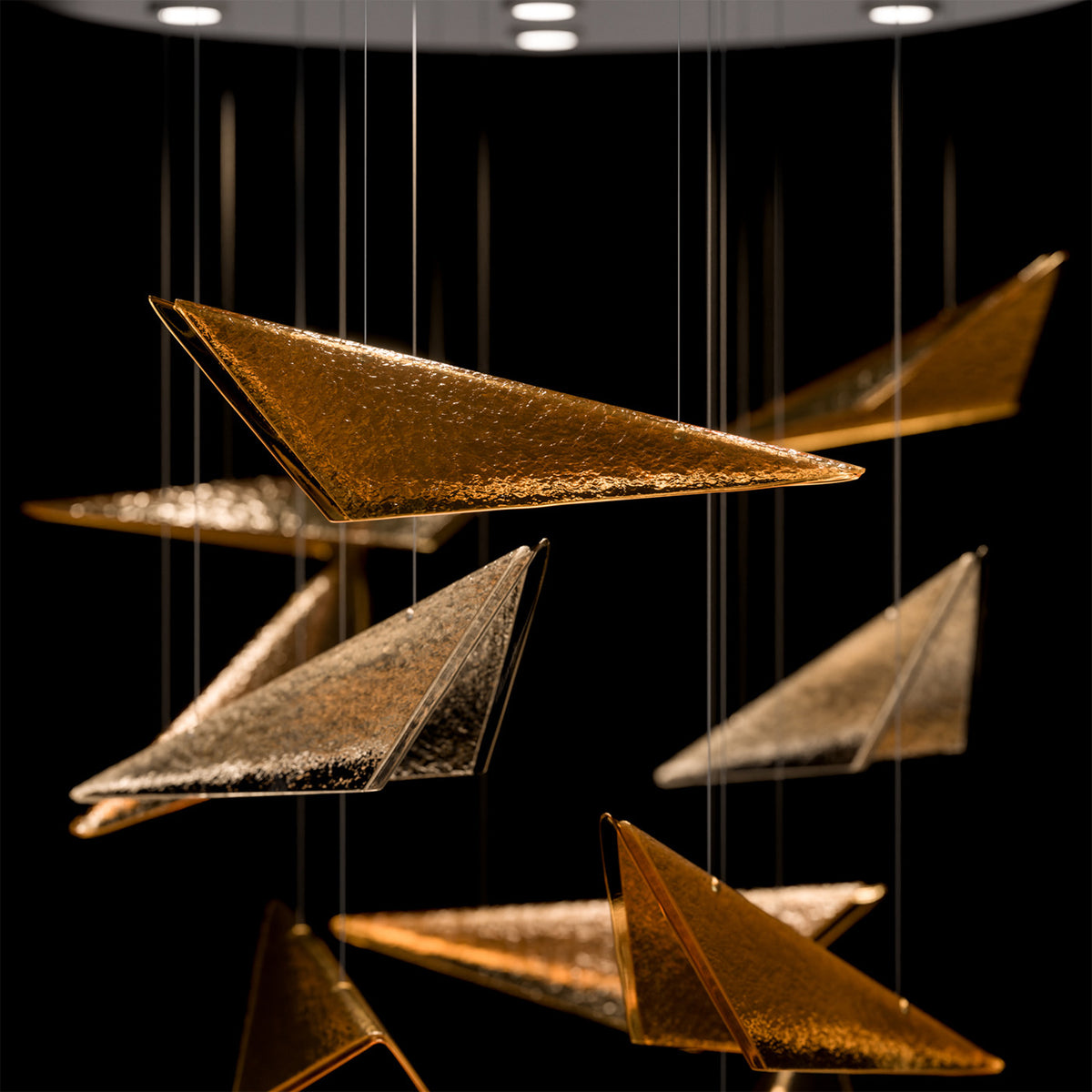 VOLO 36"W Round Pendant