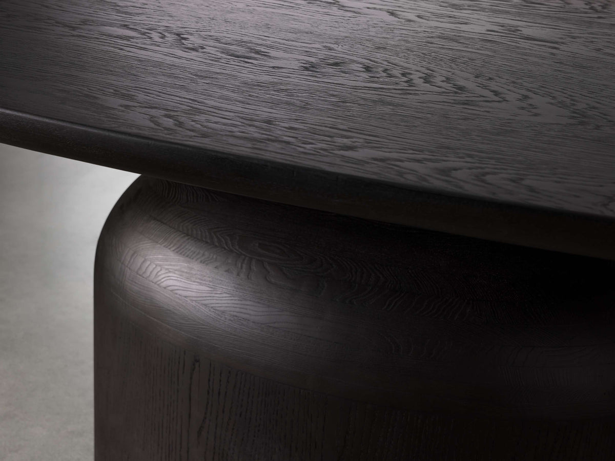 Perth Oval Dining Table