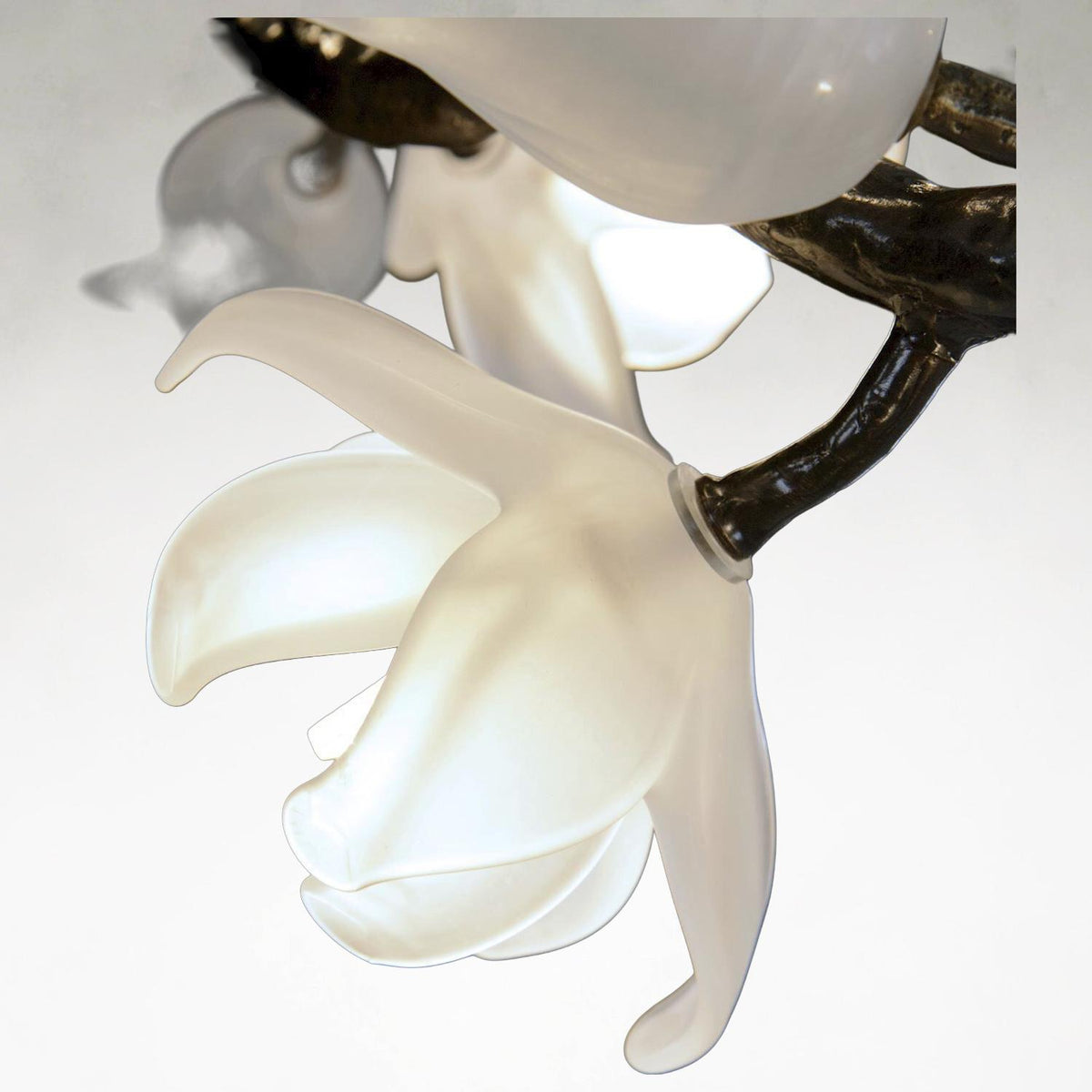 Churippu 19-Light Light Bronze Ceiling Chandelier